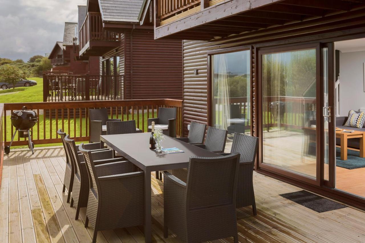 Skylark Sleeps 8 Private Hot Tub & Dogs Welcome Nr Padstow, Pool Bar & Watersports St Columb Major
